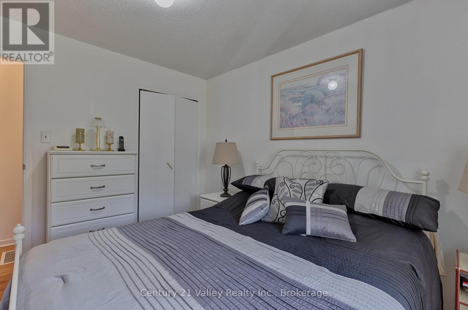 255 Flat Road, Greater Madawaska, Ontario  K0J 1N0 - Photo 43 - X12886308