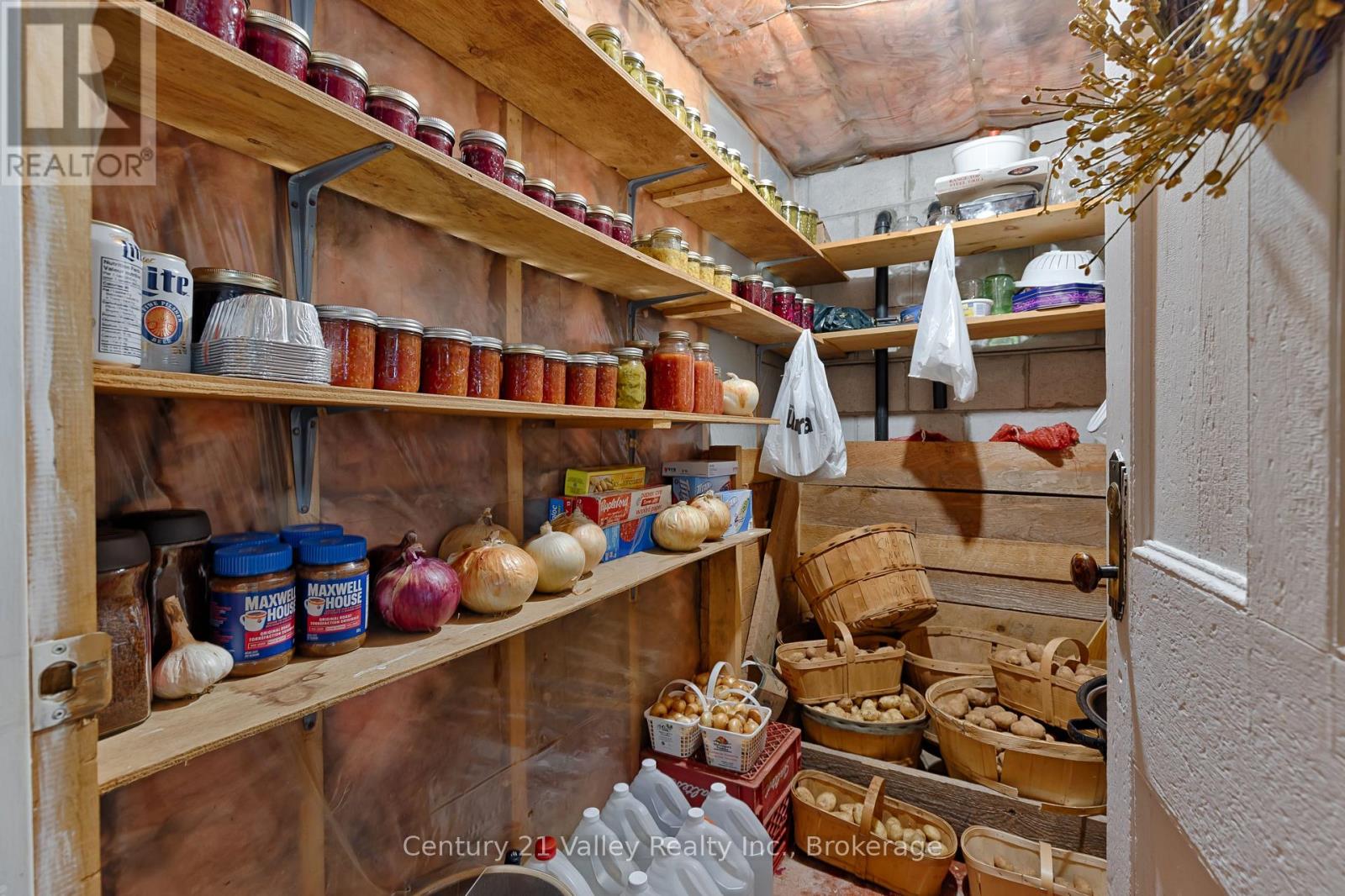 255 Flat Road, Greater Madawaska, Ontario  K0J 1N0 - Photo 47 - X12886308