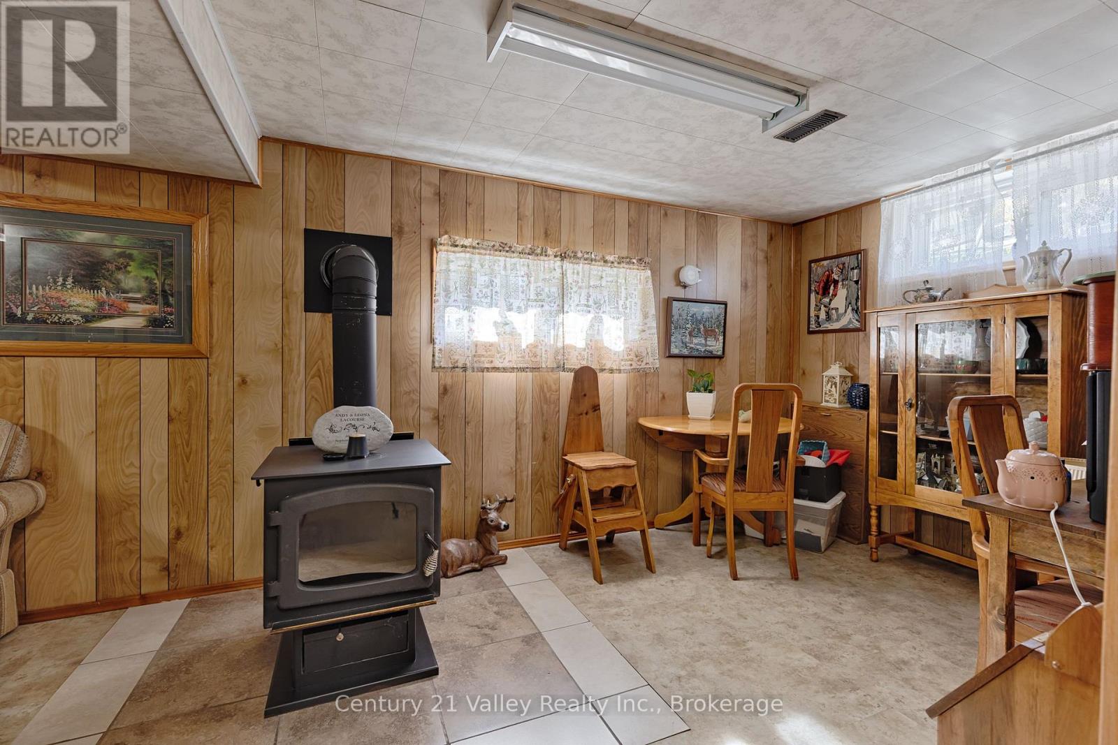 255 Flat Road, Greater Madawaska, Ontario  K0J 1N0 - Photo 49 - X12886308