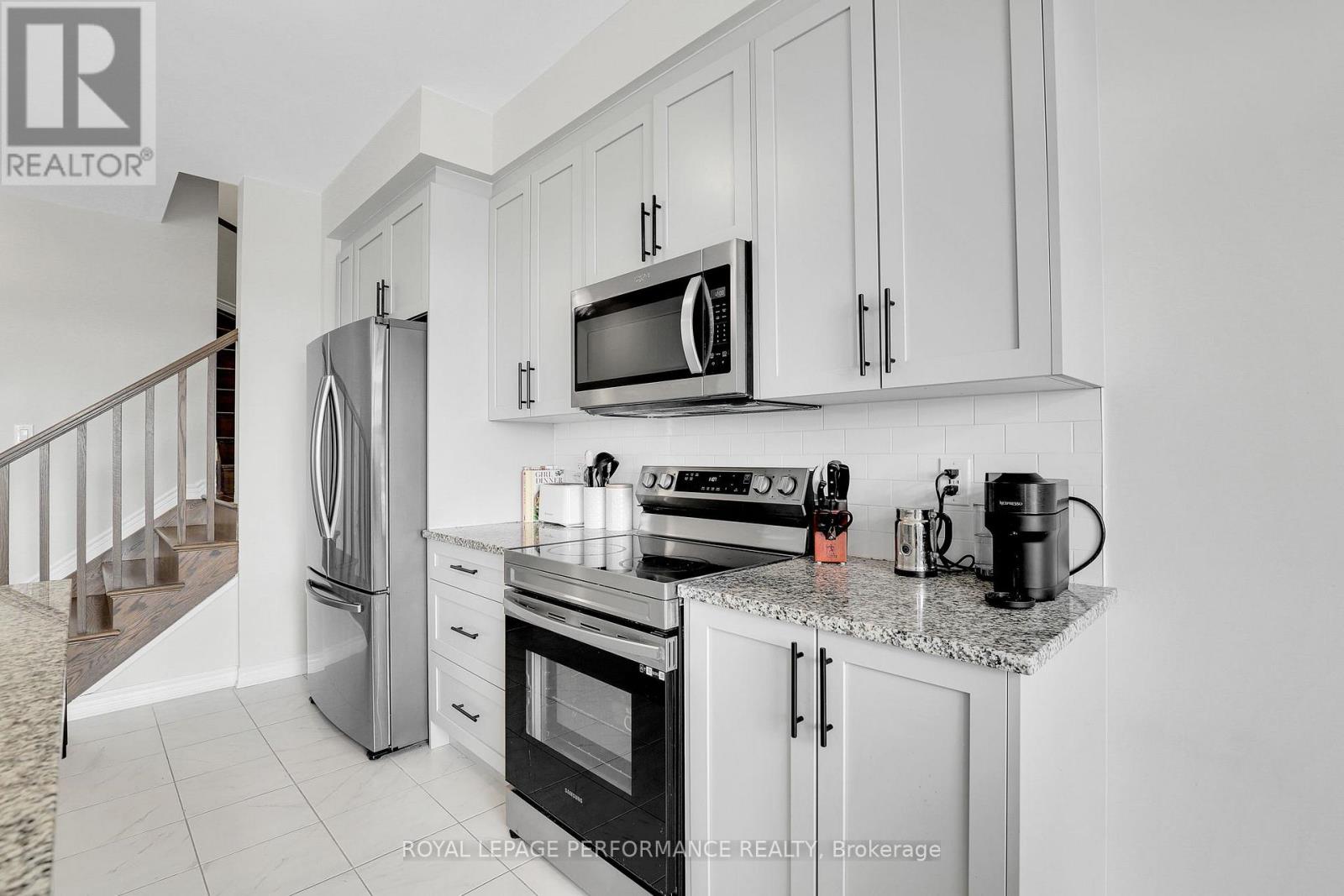 110 Main Halyard Lane, Ottawa, Ontario K2J 7B6 - Photo 13 - X12886230