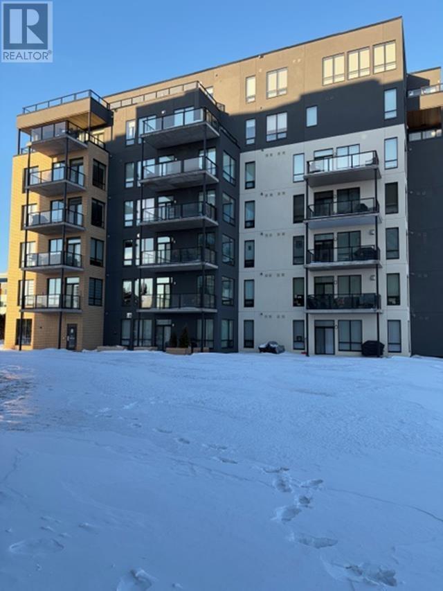 2103 2260 Sleeping Giant Pkwy, Thunder Bay, Ontario  P7A 0E7 - Photo 2 - TB2600155
