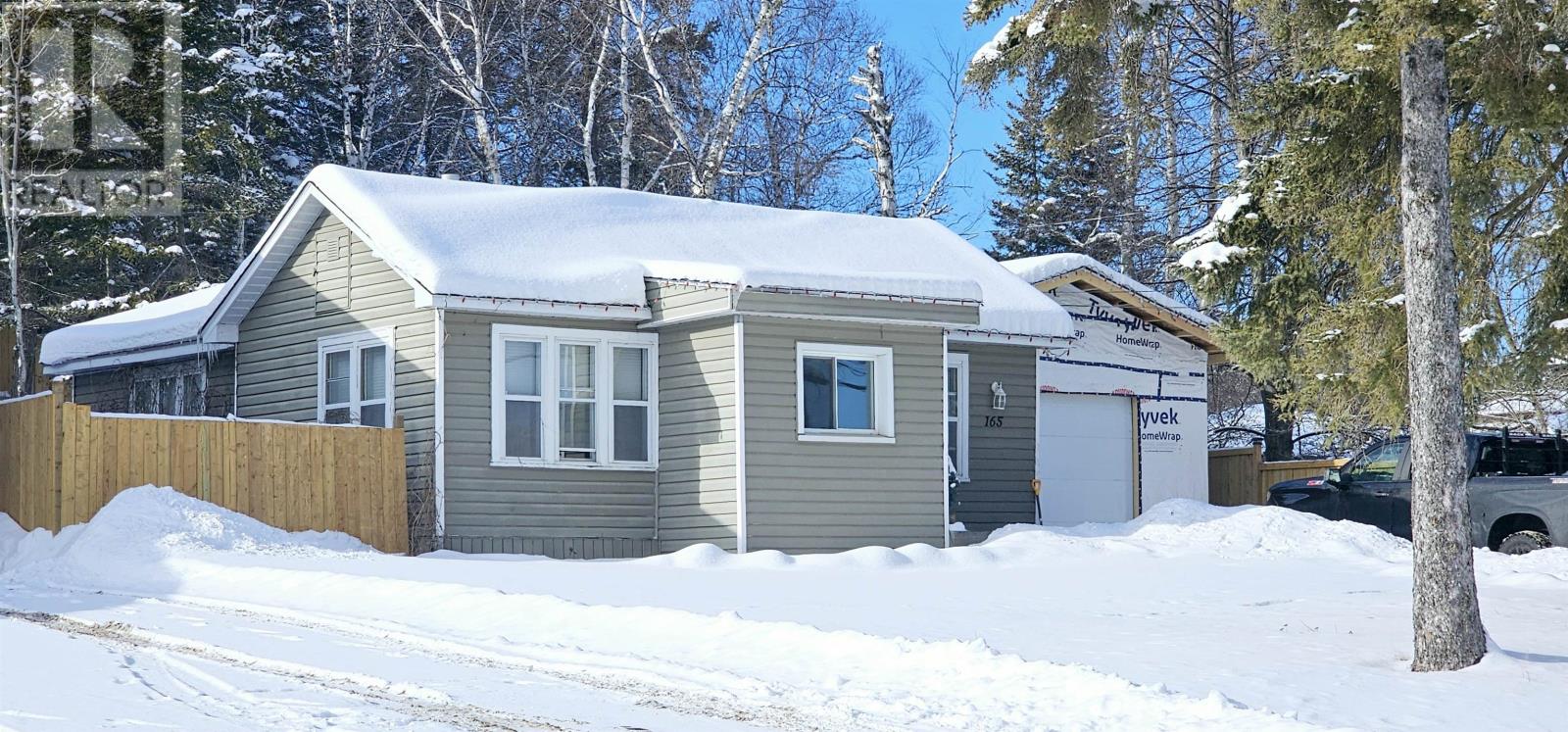 165 Market ST, thunder bay, Ontario