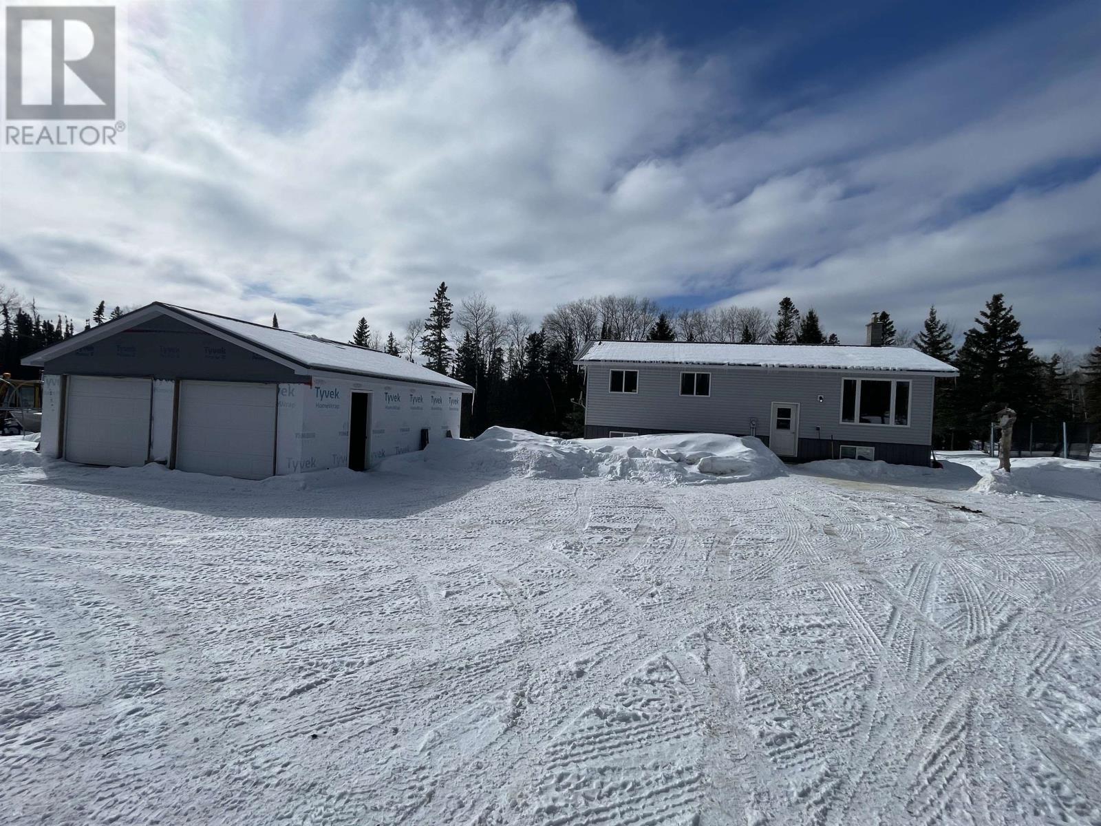 2340 Hwy 601, Dryden, Ontario  P8N 0A2 - Photo 3 - TB2600441