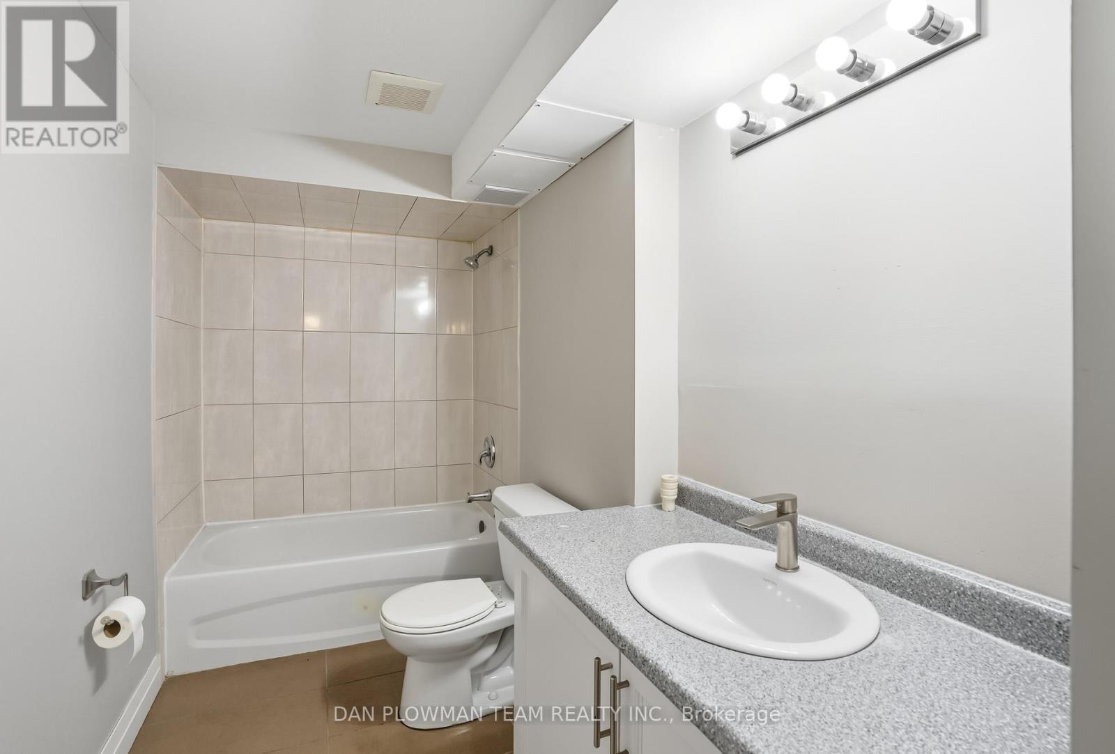 476 Albert Street, Oshawa, Ontario  L1H 4S6 - Photo 14 - E12878568