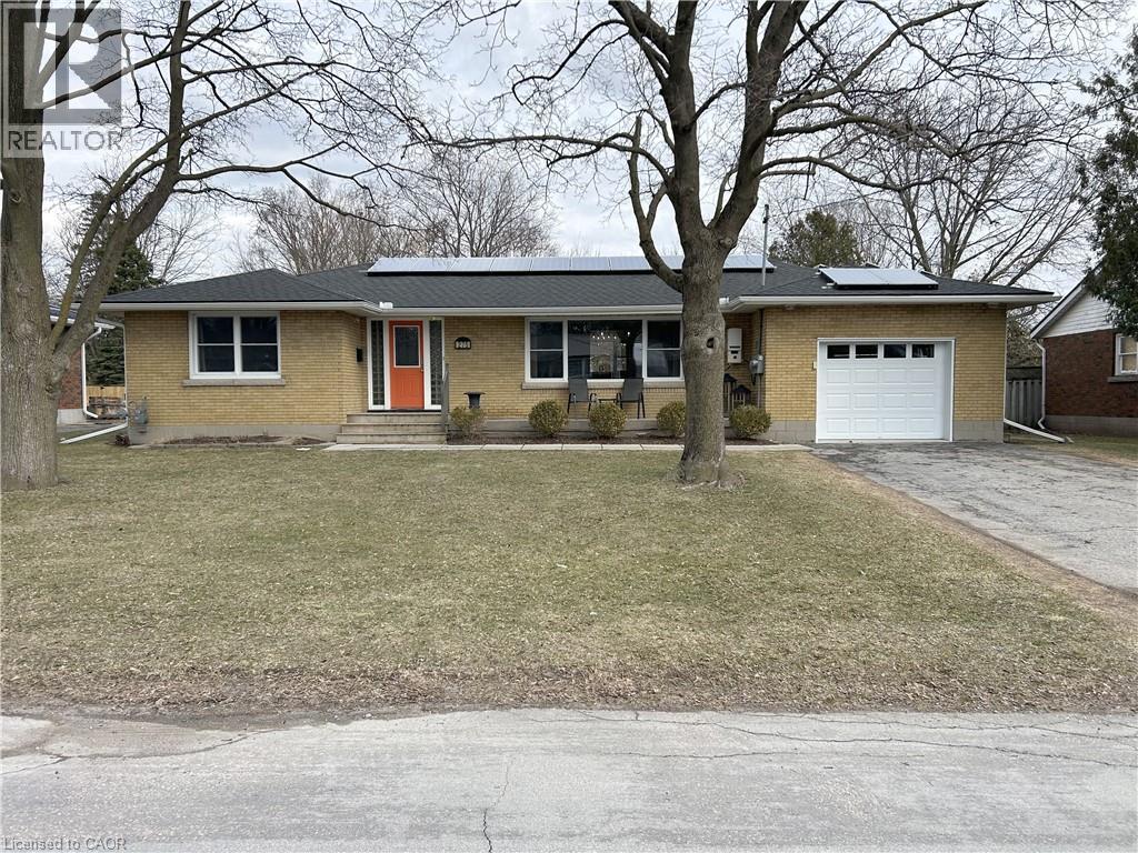 275 LEAMON Street, waterford, Ontario