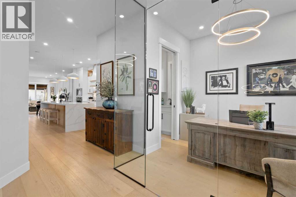 937 42 Street Sw, Calgary, Alberta  T3C 1Y9 - Photo 6 - A2277893