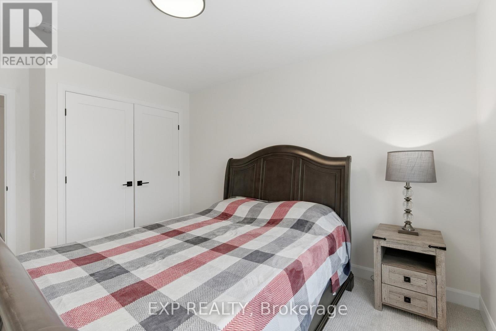 14 Arsenault Crescent, Pelham (Fonthill), Ontario  L0S 1E6 - Photo 28 - X12886360