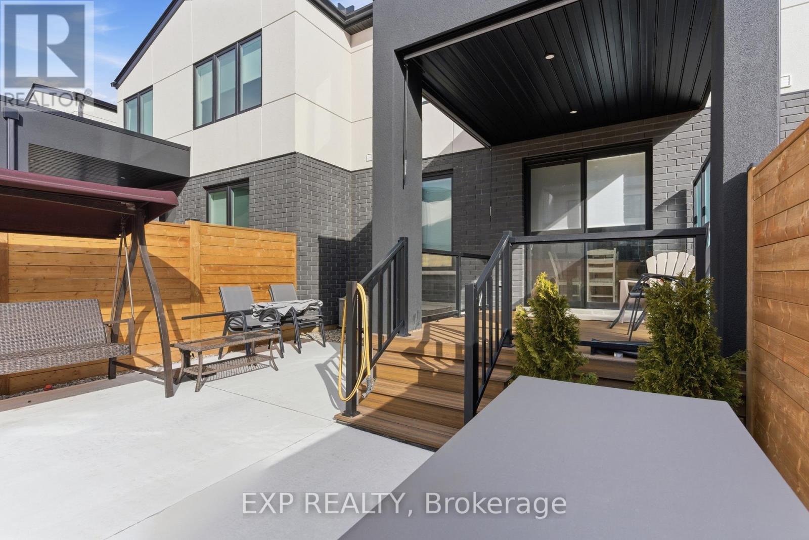 14 Arsenault Crescent, Pelham (Fonthill), Ontario  L0S 1E6 - Photo 46 - X12886360