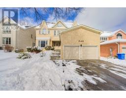 246 CORNER RIDGE ROAD, Aurora, Ontario