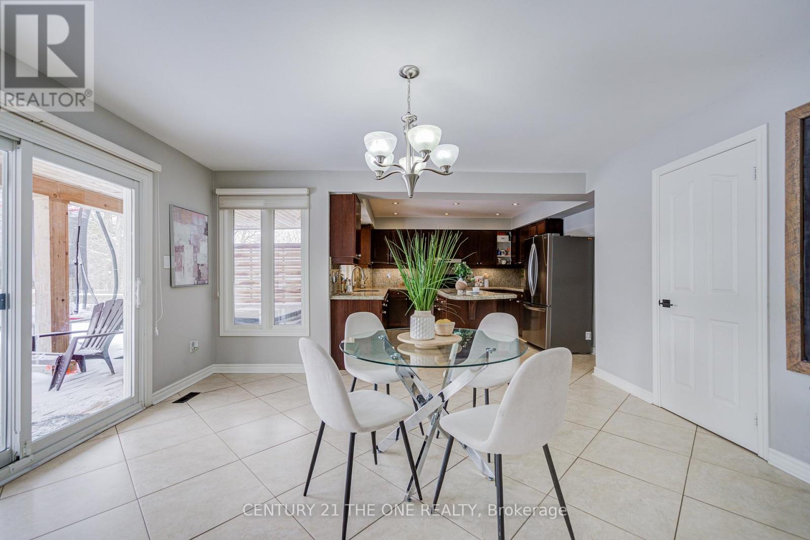 246 Corner Ridge Road, Aurora, Ontario  L4G 6L6 - Photo 14 - N12879970