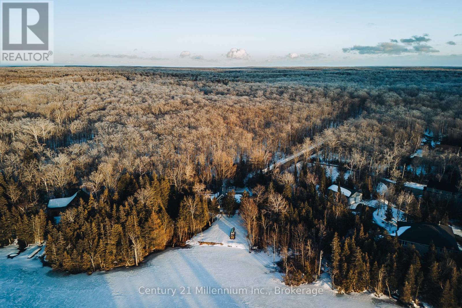 20 Cottage Cove Road, Northern Bruce Peninsula, Ontario  N0H 1W0 - Photo 46 - X12886234