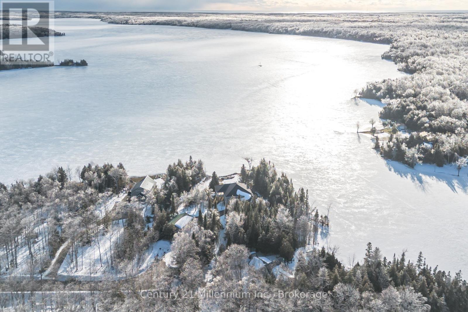 20 Cottage Cove Road, Northern Bruce Peninsula, Ontario  N0H 1W0 - Photo 7 - X12886234