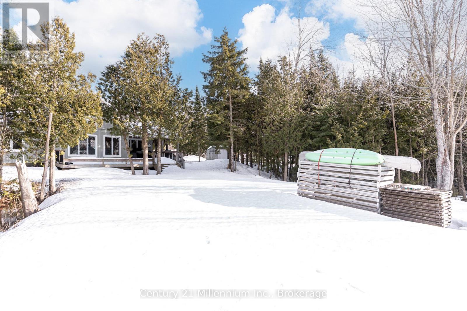 20 Cottage Cove Road, Northern Bruce Peninsula, Ontario  N0H 1W0 - Photo 9 - X12886234