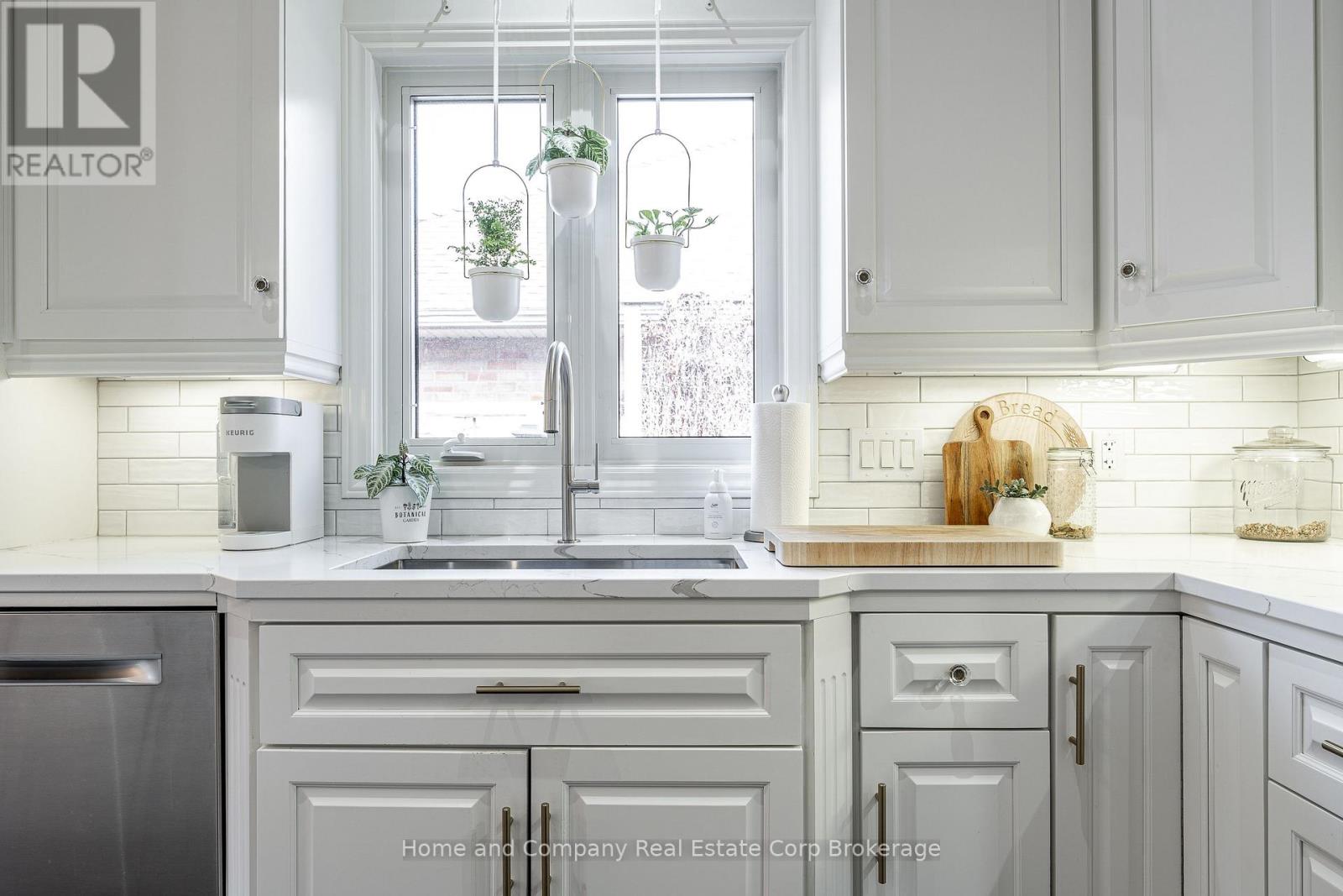 19 Hossie Terrace, Stratford, Ontario  N5A 8B6 - Photo 13 - X12886256