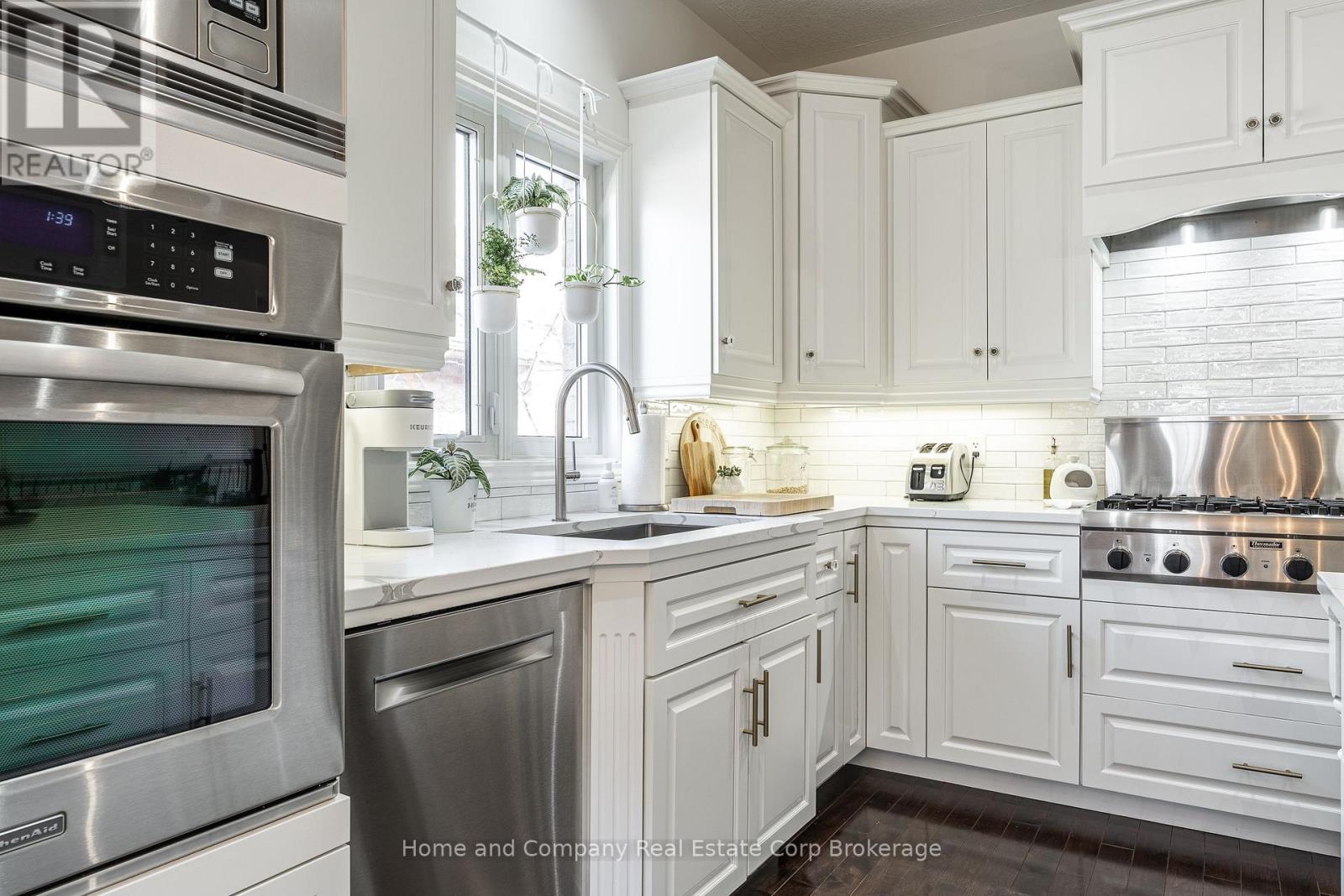 19 Hossie Terrace, Stratford, Ontario  N5A 8B6 - Photo 15 - X12886256