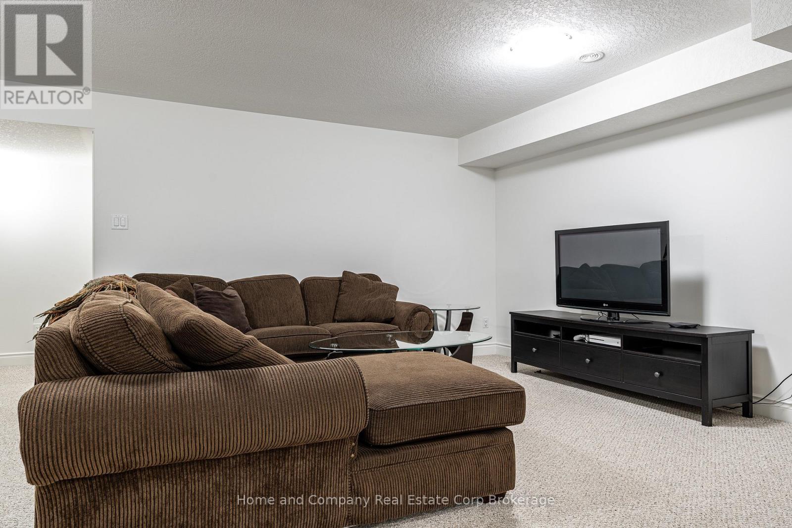 19 Hossie Terrace, Stratford, Ontario  N5A 8B6 - Photo 25 - X12886256