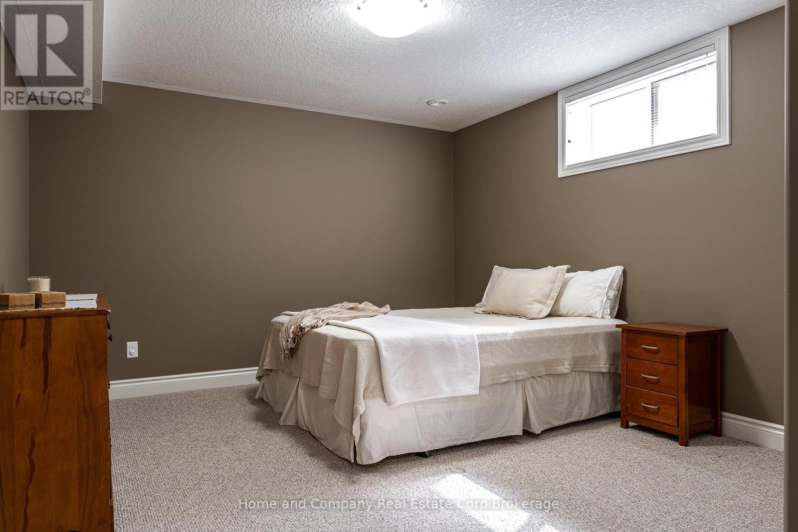 19 Hossie Terrace, Stratford, Ontario  N5A 8B6 - Photo 28 - X12886256