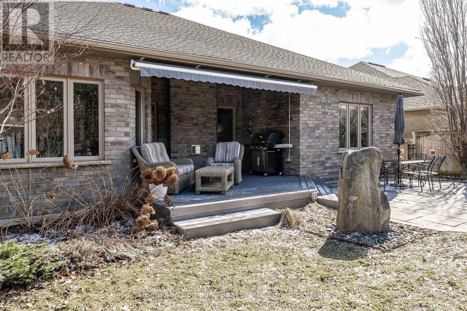 19 Hossie Terrace, Stratford, Ontario  N5A 8B6 - Photo 36 - X12886256