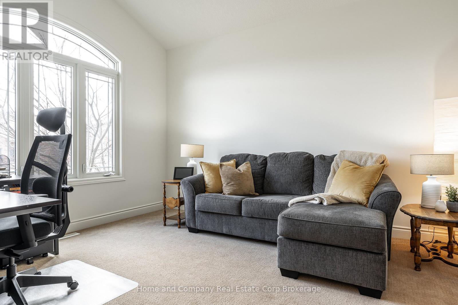 19 Hossie Terrace, Stratford, Ontario  N5A 8B6 - Photo 4 - X12886256