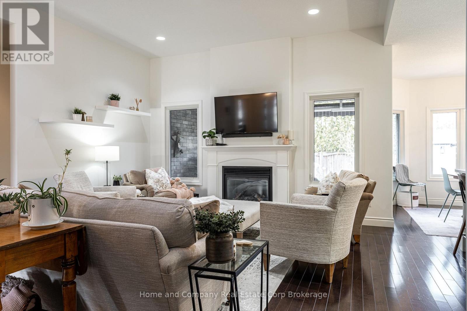 19 Hossie Terrace, Stratford, Ontario  N5A 8B6 - Photo 8 - X12886256