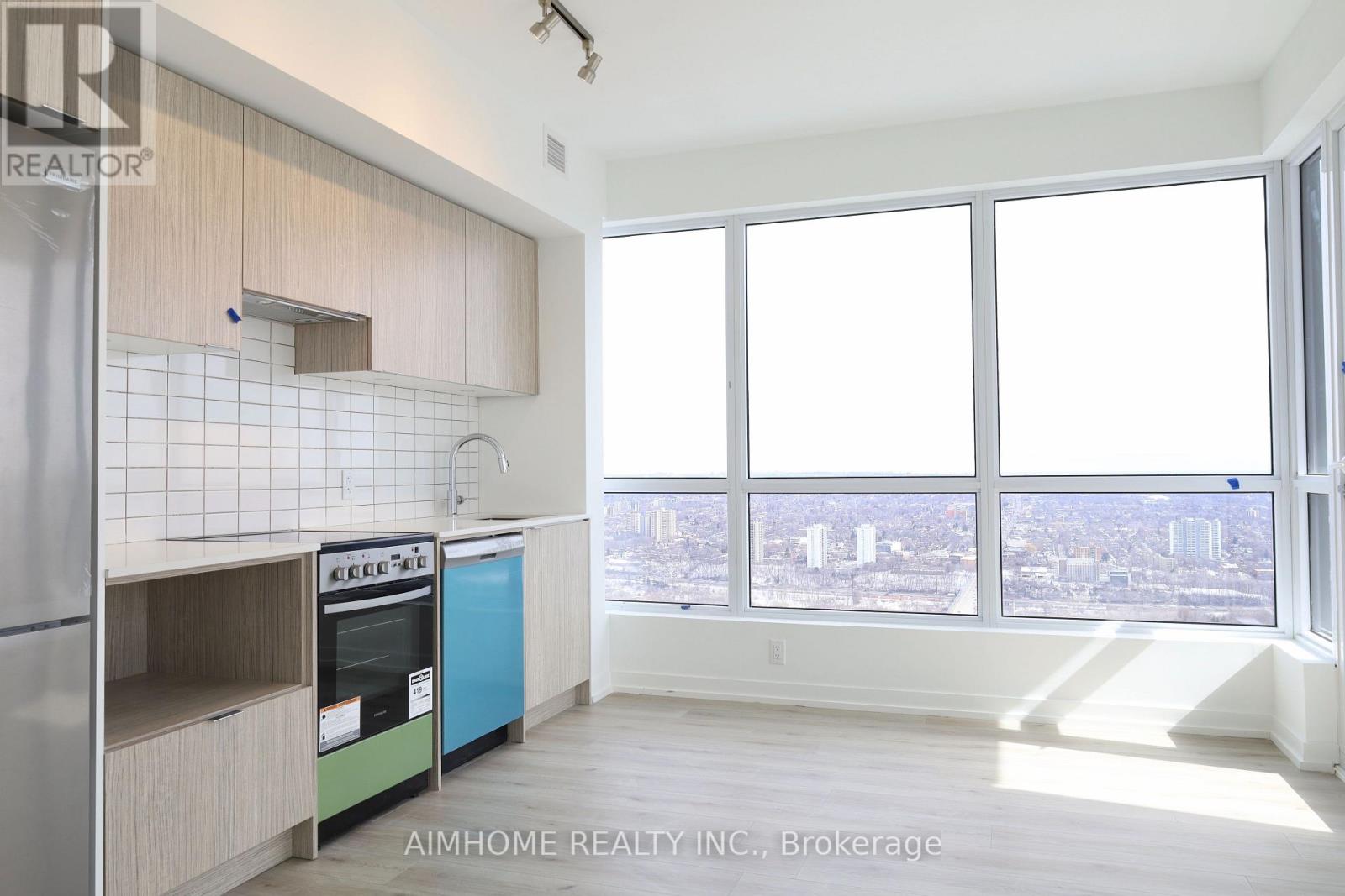 5010 - 395 Bloor Street E, Toronto (North St. James Town), Ontario  M4W 0B4 - Photo 3 - C12886254