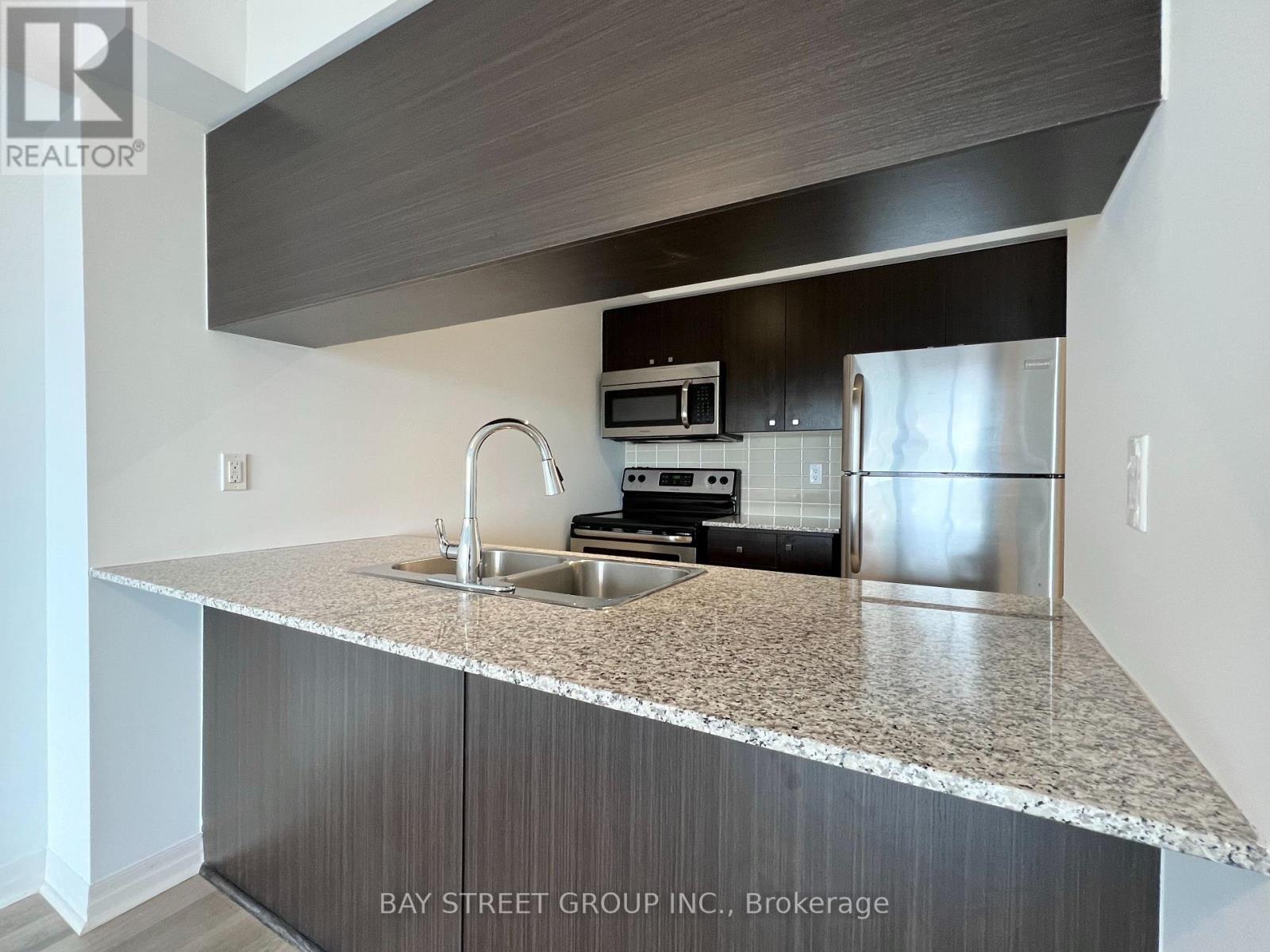 1705 - 275 Yorkland Road, Toronto (Henry Farm), Ontario  M2J 0B4 - Photo 12 - C12886326