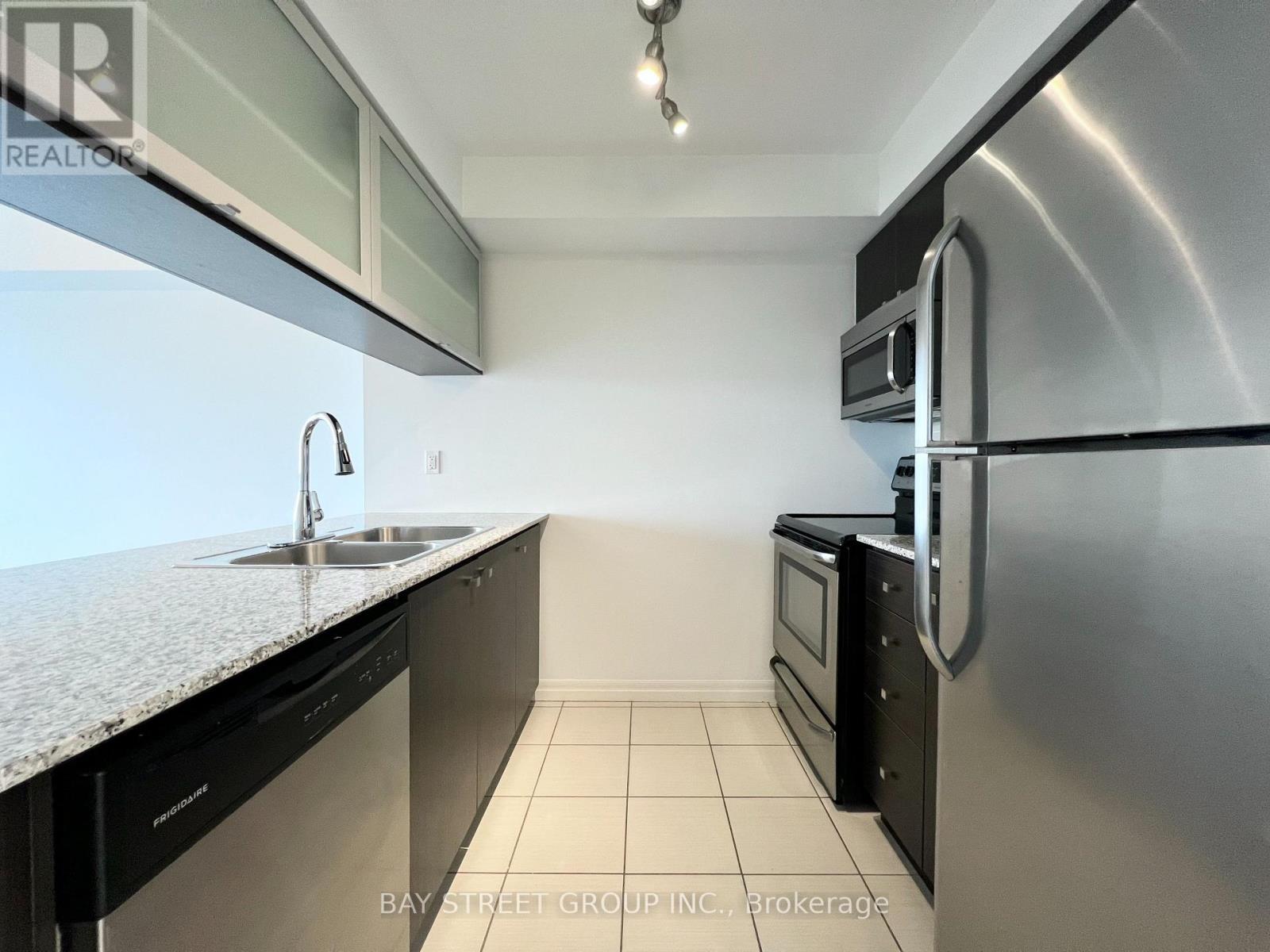 1705 - 275 Yorkland Road, Toronto (Henry Farm), Ontario  M2J 0B4 - Photo 15 - C12886326