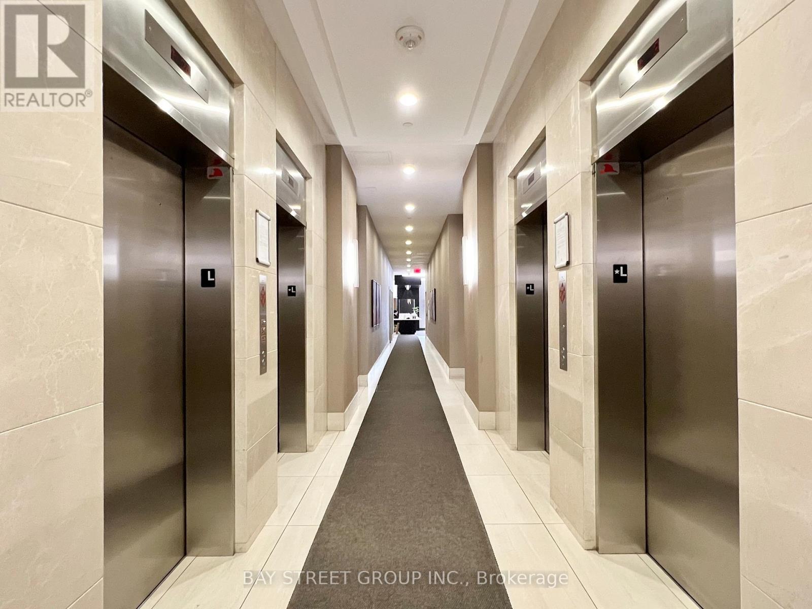 1705 - 275 Yorkland Road, Toronto (Henry Farm), Ontario  M2J 0B4 - Photo 3 - C12886326