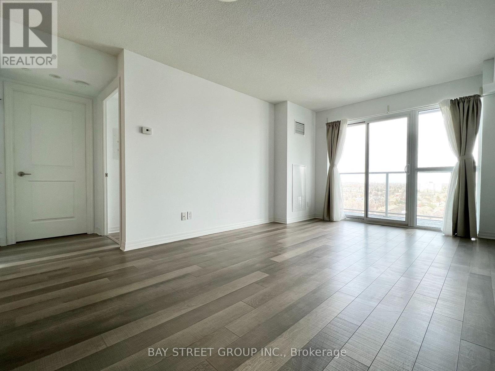 1705 - 275 Yorkland Road, Toronto (Henry Farm), Ontario  M2J 0B4 - Photo 8 - C12886326