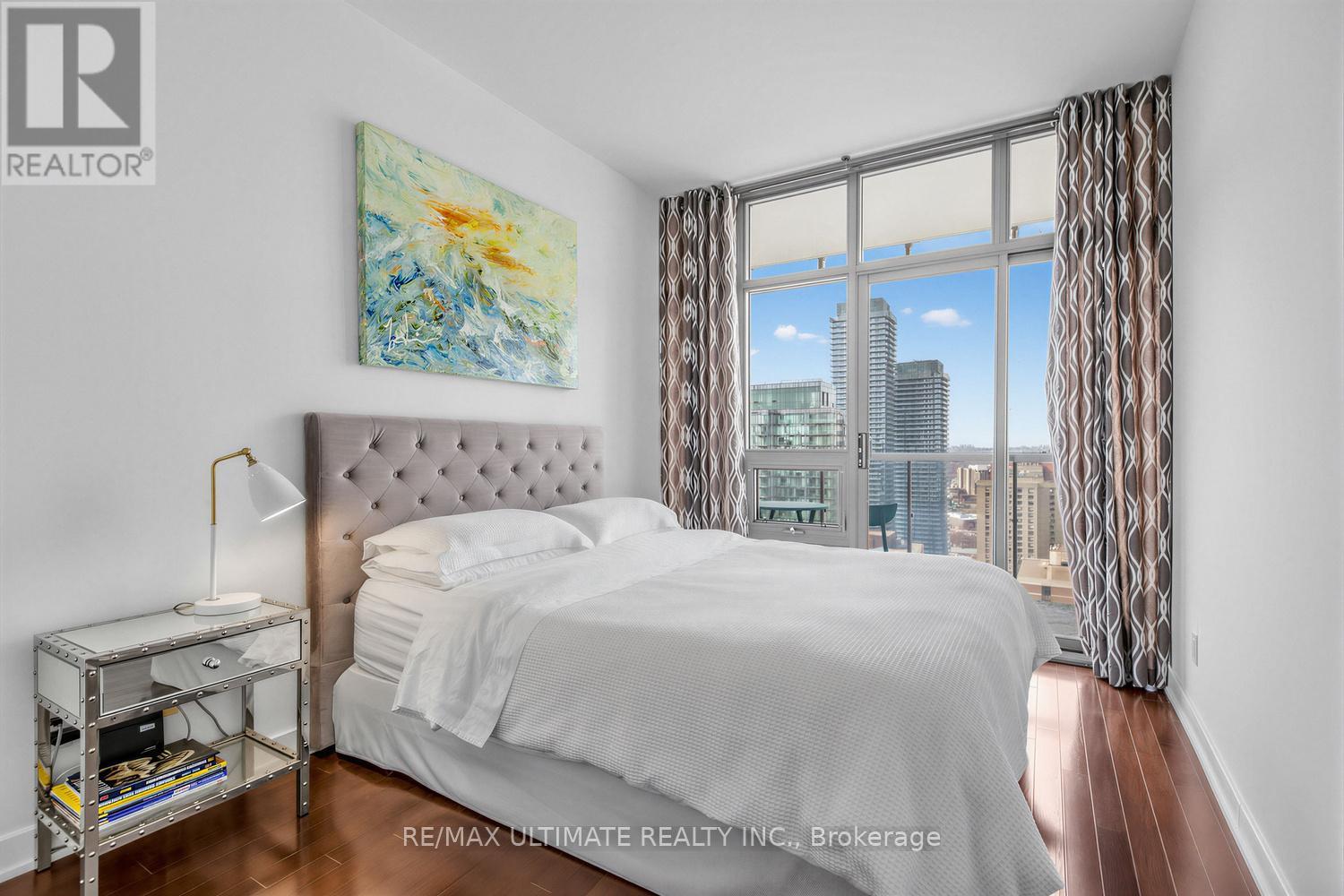 3206 - 33 Charles Street E, Toronto, Ontario  M4Y 0A2 - Photo 17 - C12886356