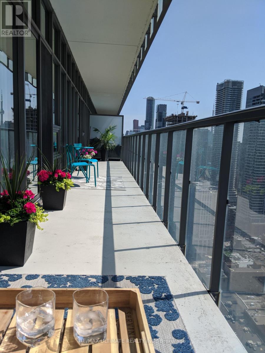 3206 - 33 Charles Street E, Toronto, Ontario  M4Y 0A2 - Photo 26 - C12886356