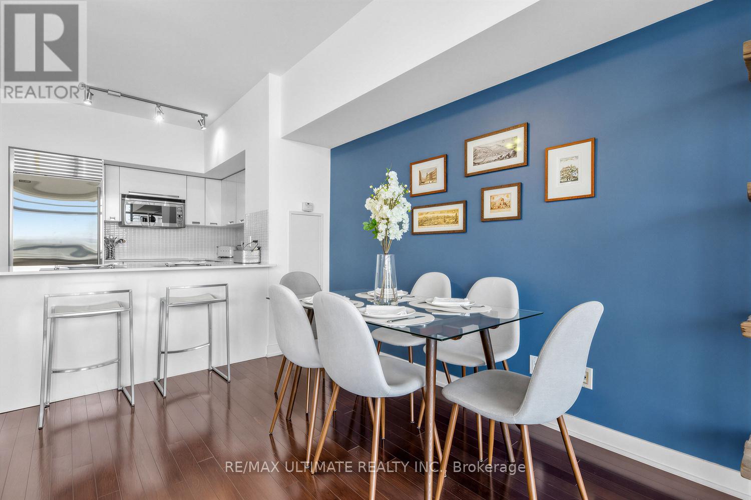 3206 - 33 Charles Street E, Toronto, Ontario  M4Y 0A2 - Photo 9 - C12886356