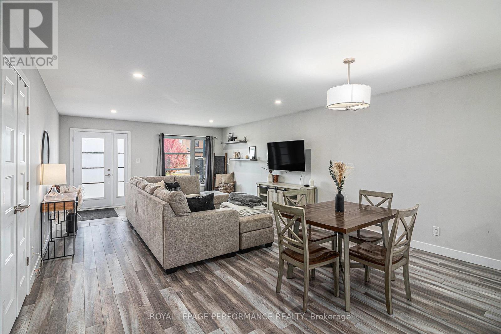 8 Brittany Street, North Stormont, Ontario  K0A 1R0 - Photo 7 - X12886190