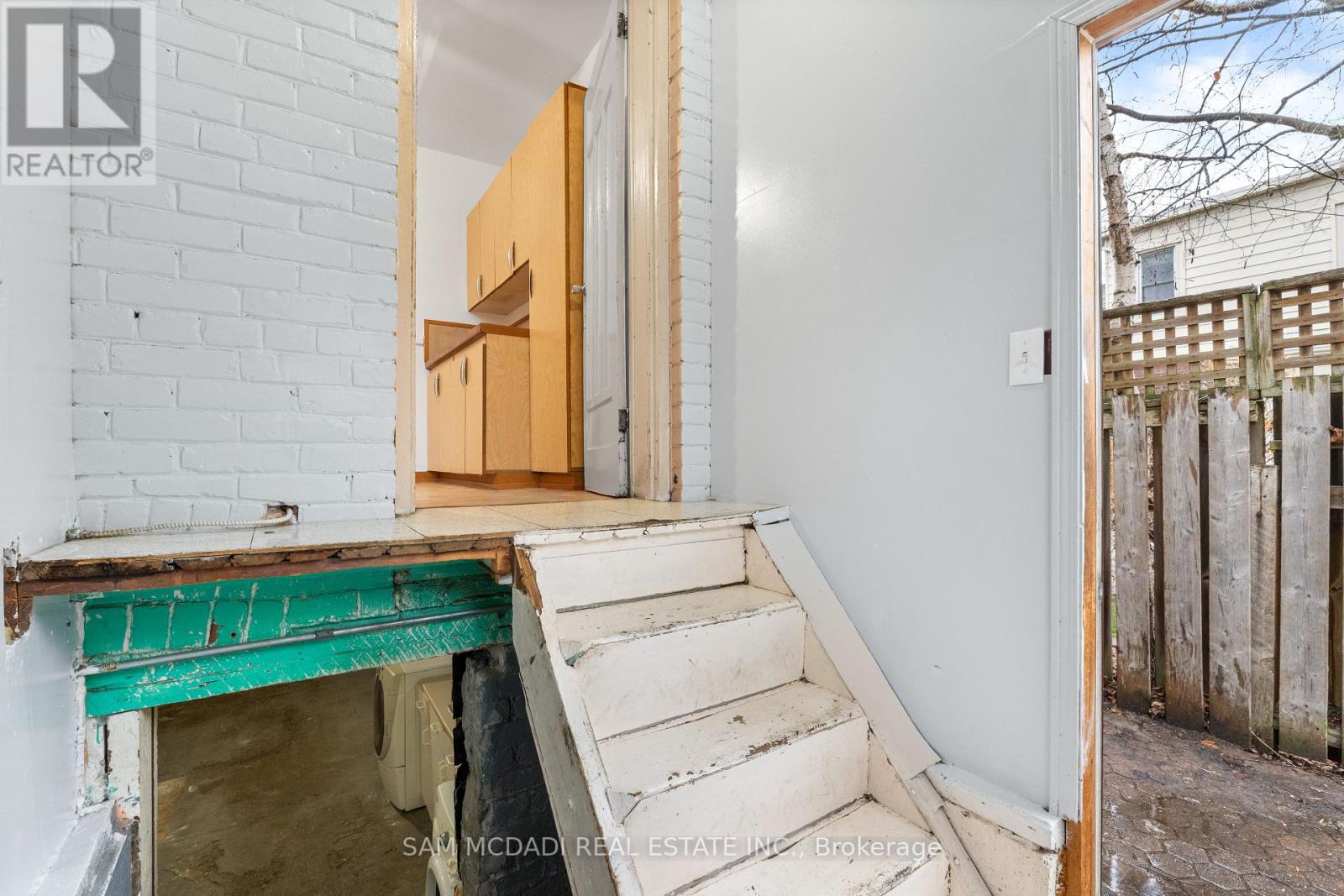 259 Milverton Boulevard, Toronto, Ontario  M4J 1V6 - Photo 23 - E12886226