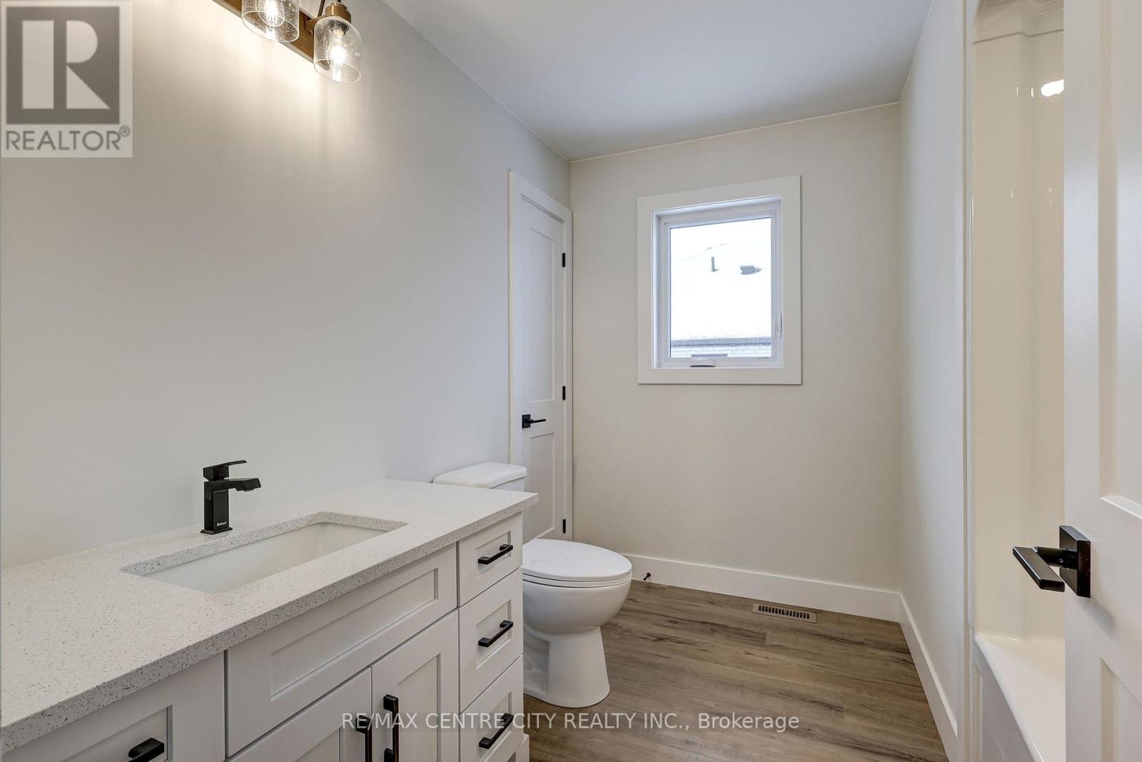 56087 Maverick Court, Bayham (Straffordville), Ontario  N0J 1Y0 - Photo 14 - X12867778