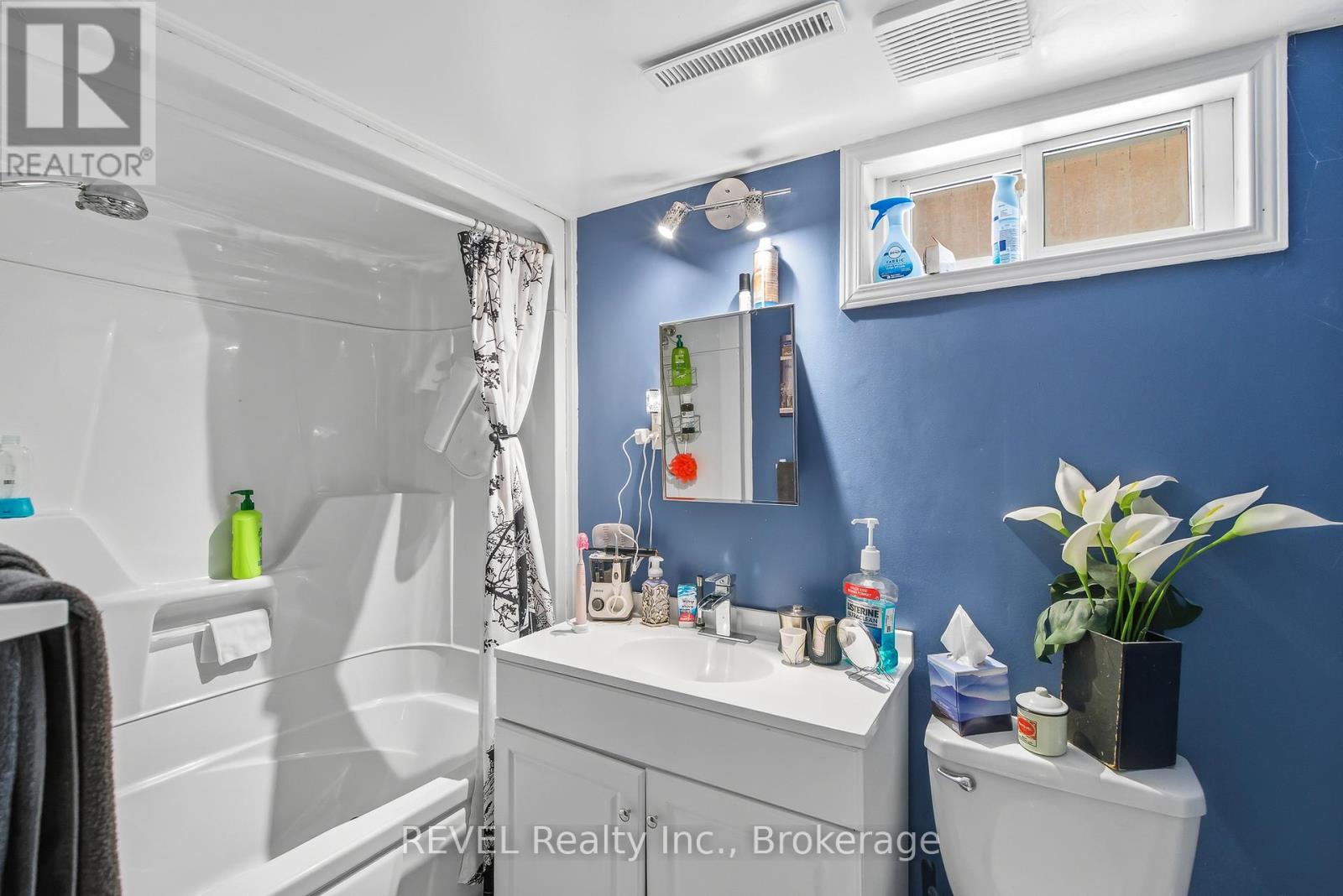 8257 Post Road, Niagara Falls, Ontario  L2H 2E5 - Photo 36 - X12728384