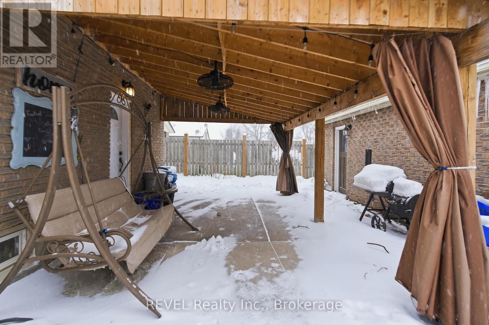 8257 Post Road, Niagara Falls, Ontario  L2H 2E5 - Photo 7 - X12728384