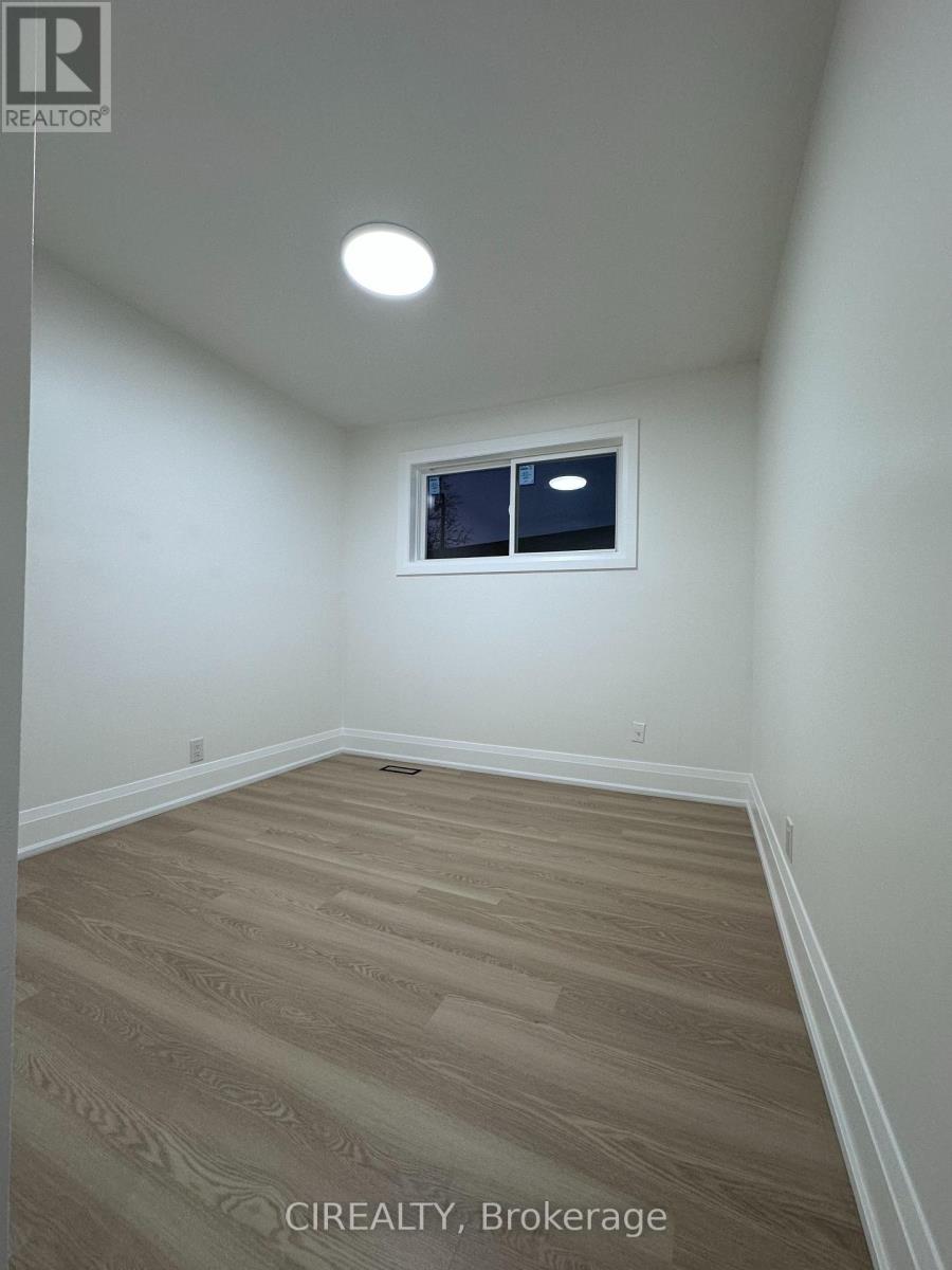 Main - 31 Bailey Crescent, Aurora (Aurora Highlands), Ontario  L4G 2B2 - Photo 13 - N12886208