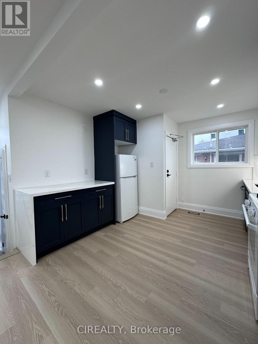 Main - 31 Bailey Crescent, Aurora (Aurora Highlands), Ontario  L4G 2B2 - Photo 5 - N12886208