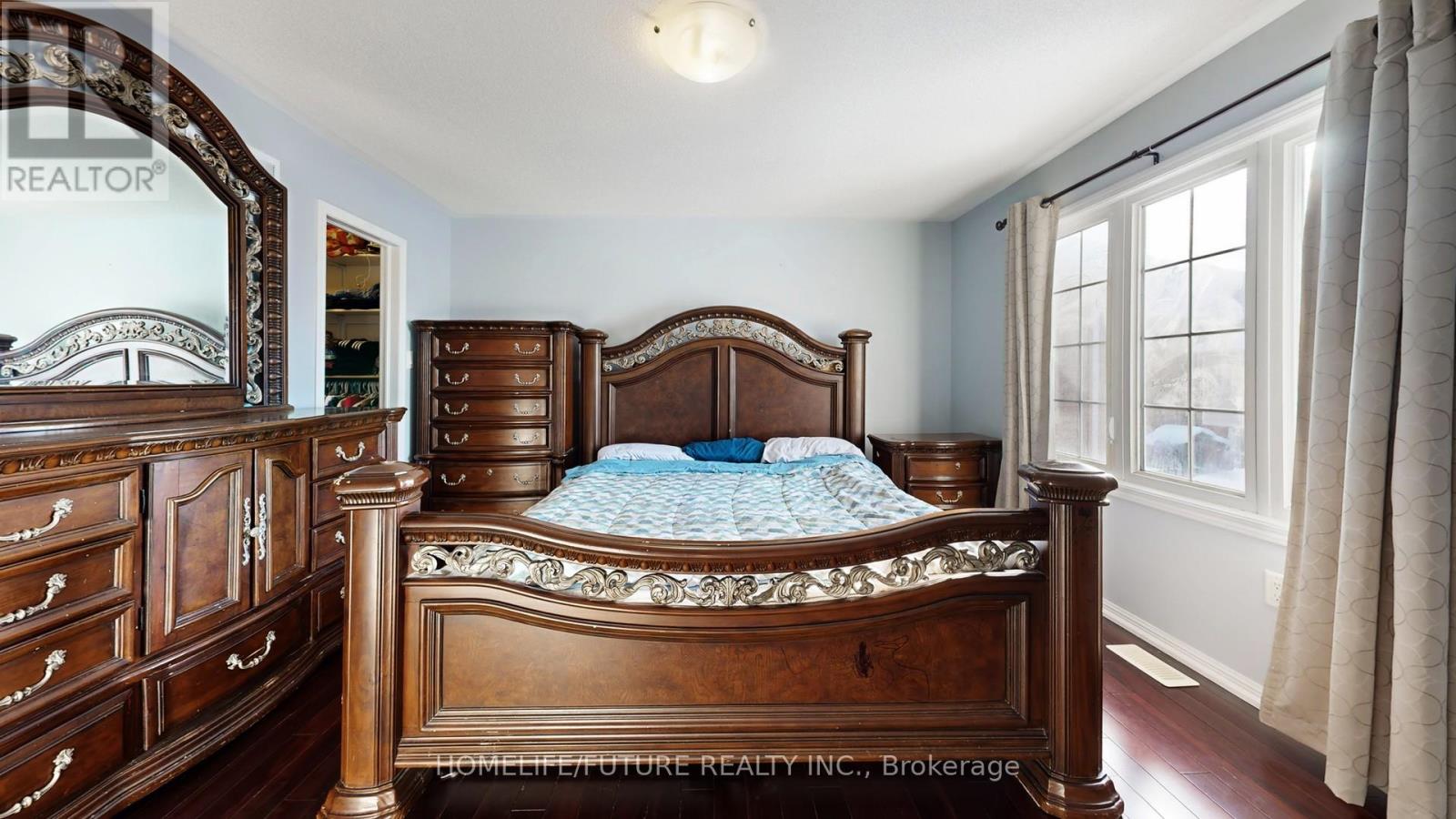 107 Gladys Clarkson Drive, Whitchurch-Stouffville (Stouffville), Ontario  L4A 0R3 - Photo 25 - N12886222