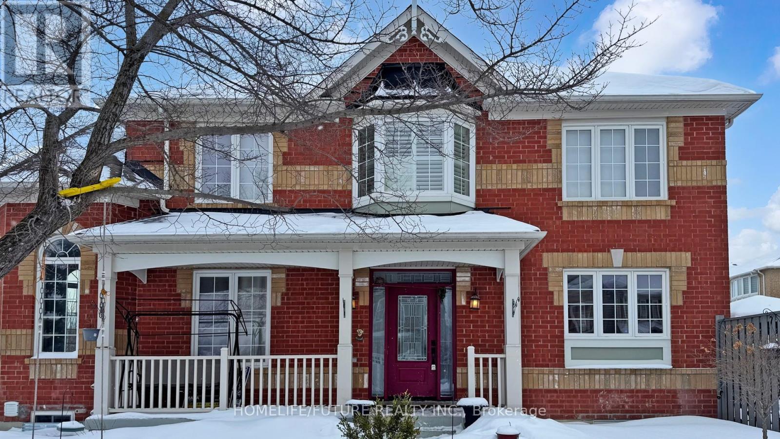 107 Gladys Clarkson Drive, Whitchurch-Stouffville (Stouffville), Ontario  L4A 0R3 - Photo 4 - N12886222