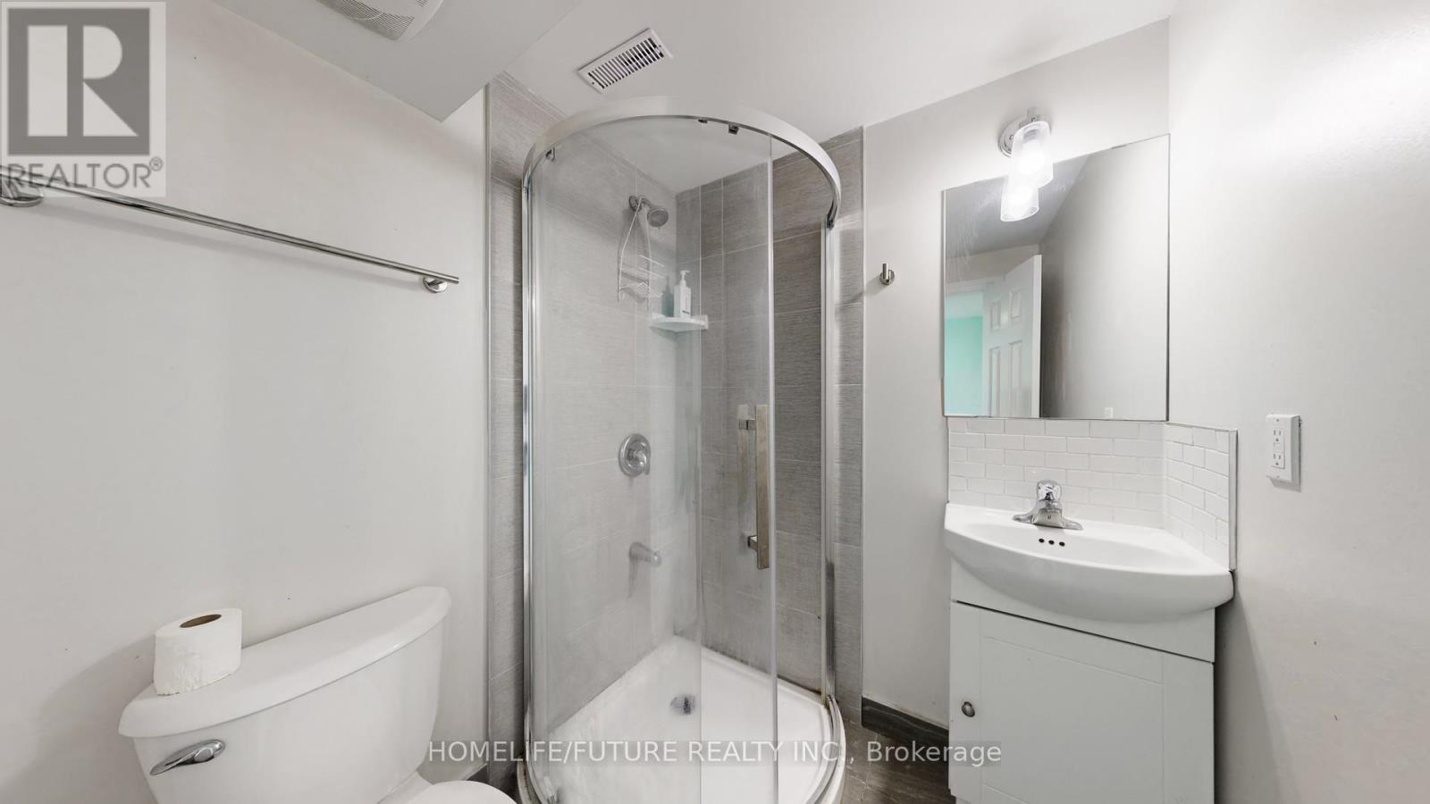 107 Gladys Clarkson Drive, Whitchurch-Stouffville (Stouffville), Ontario  L4A 0R3 - Photo 40 - N12886222