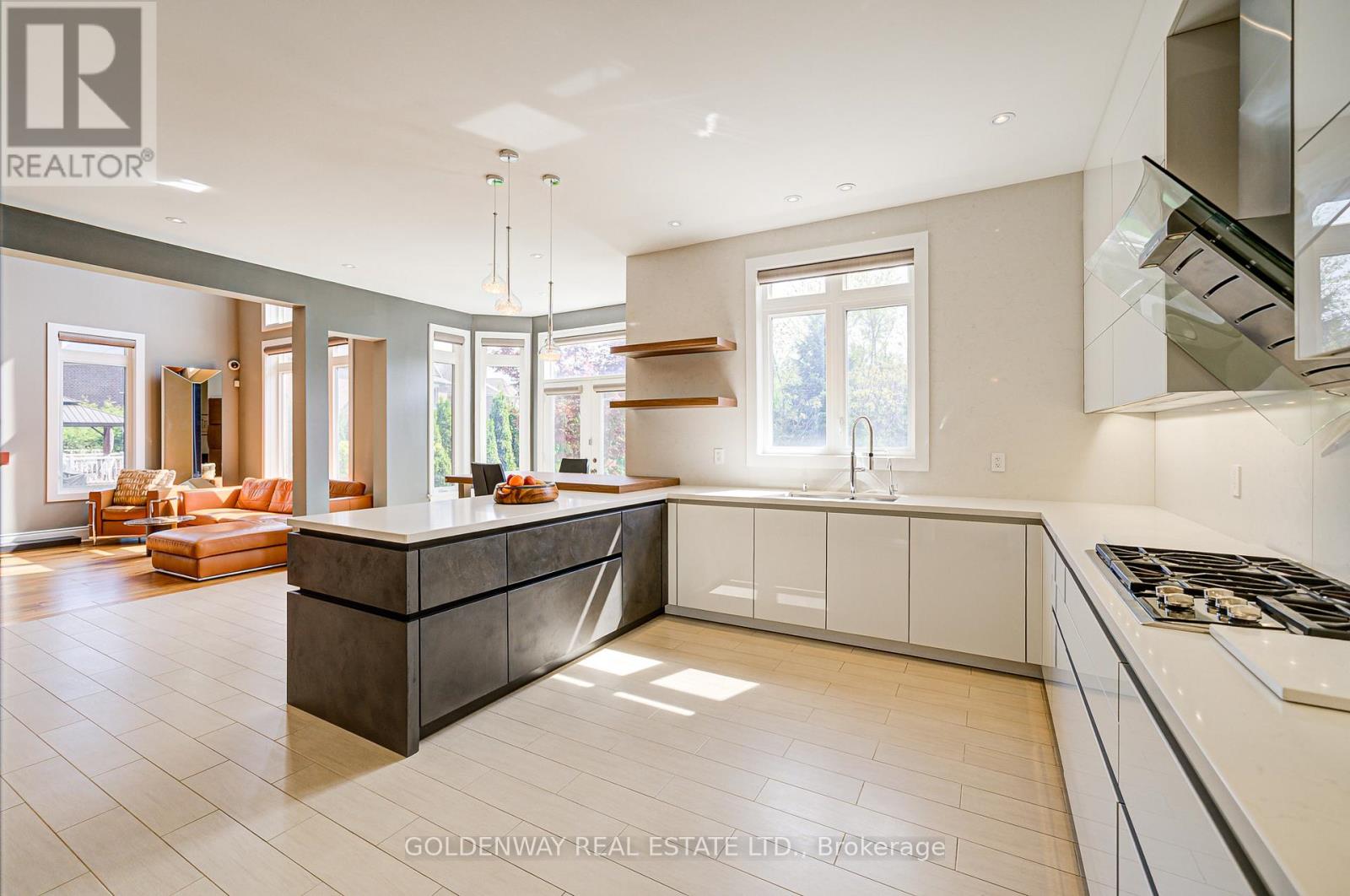 229 Hunterwood Chase, Vaughan, Ontario  L6A 4R2 - Photo 16 - N12886244