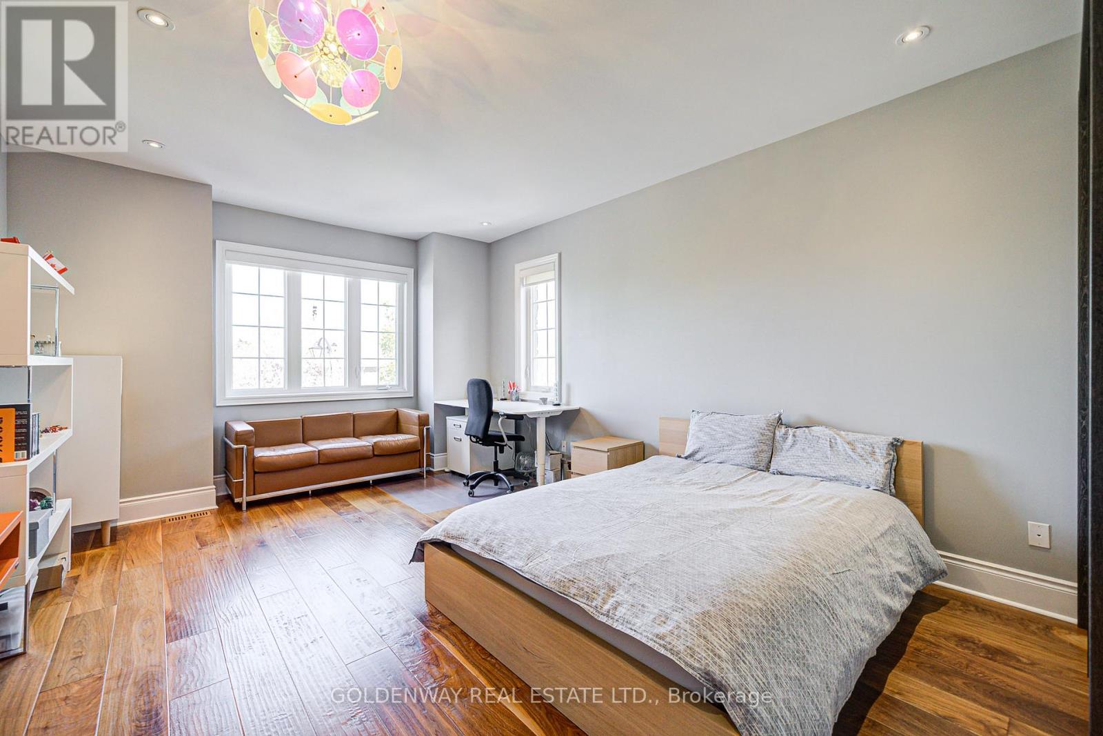 229 Hunterwood Chase, Vaughan, Ontario  L6A 4R2 - Photo 24 - N12886244