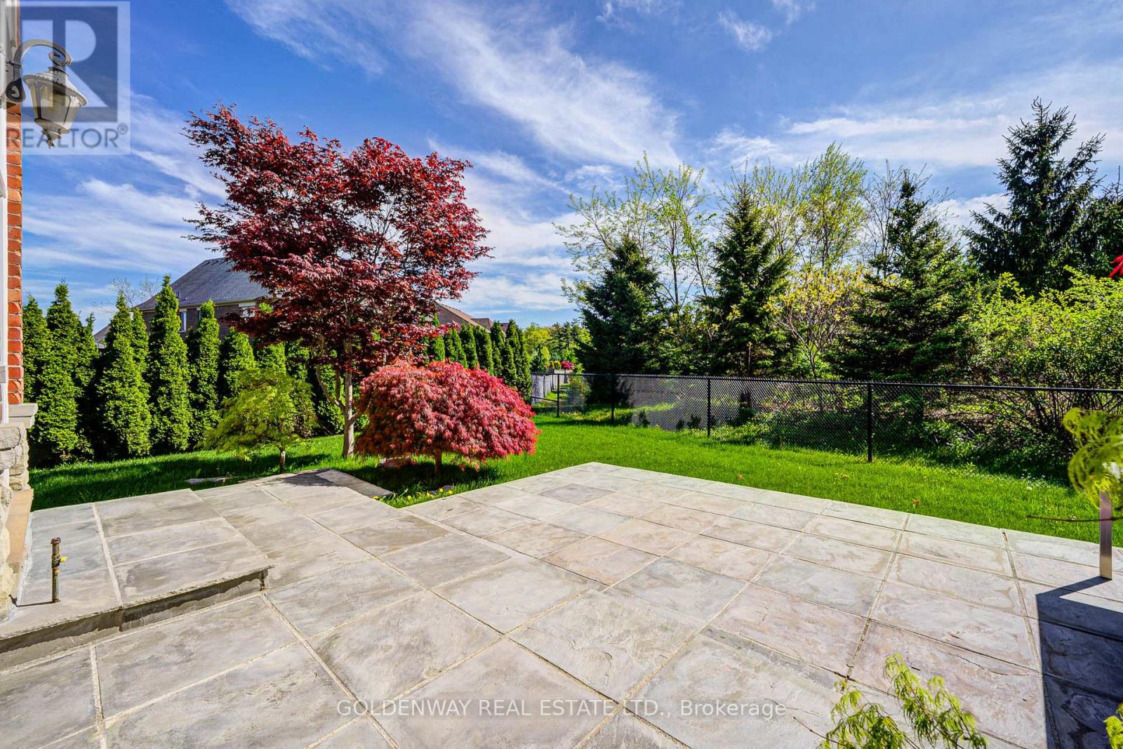 229 Hunterwood Chase, Vaughan, Ontario  L6A 4R2 - Photo 49 - N12886244