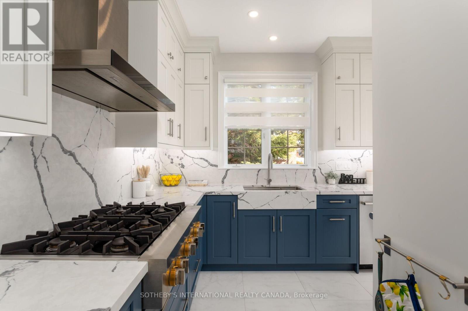 10 Belle Terre Way, Markham (Greensborough), Ontario  L6E 2A2 - Photo 10 - N12886258