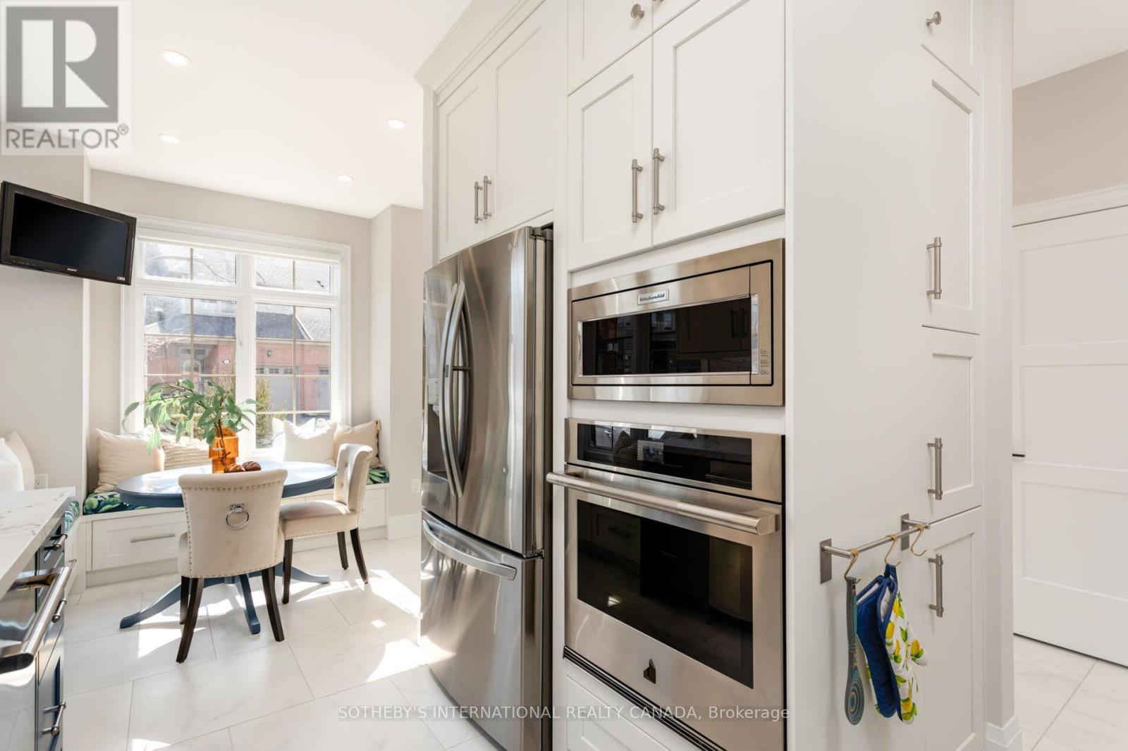 10 Belle Terre Way, Markham (Greensborough), Ontario  L6E 2A2 - Photo 11 - N12886258