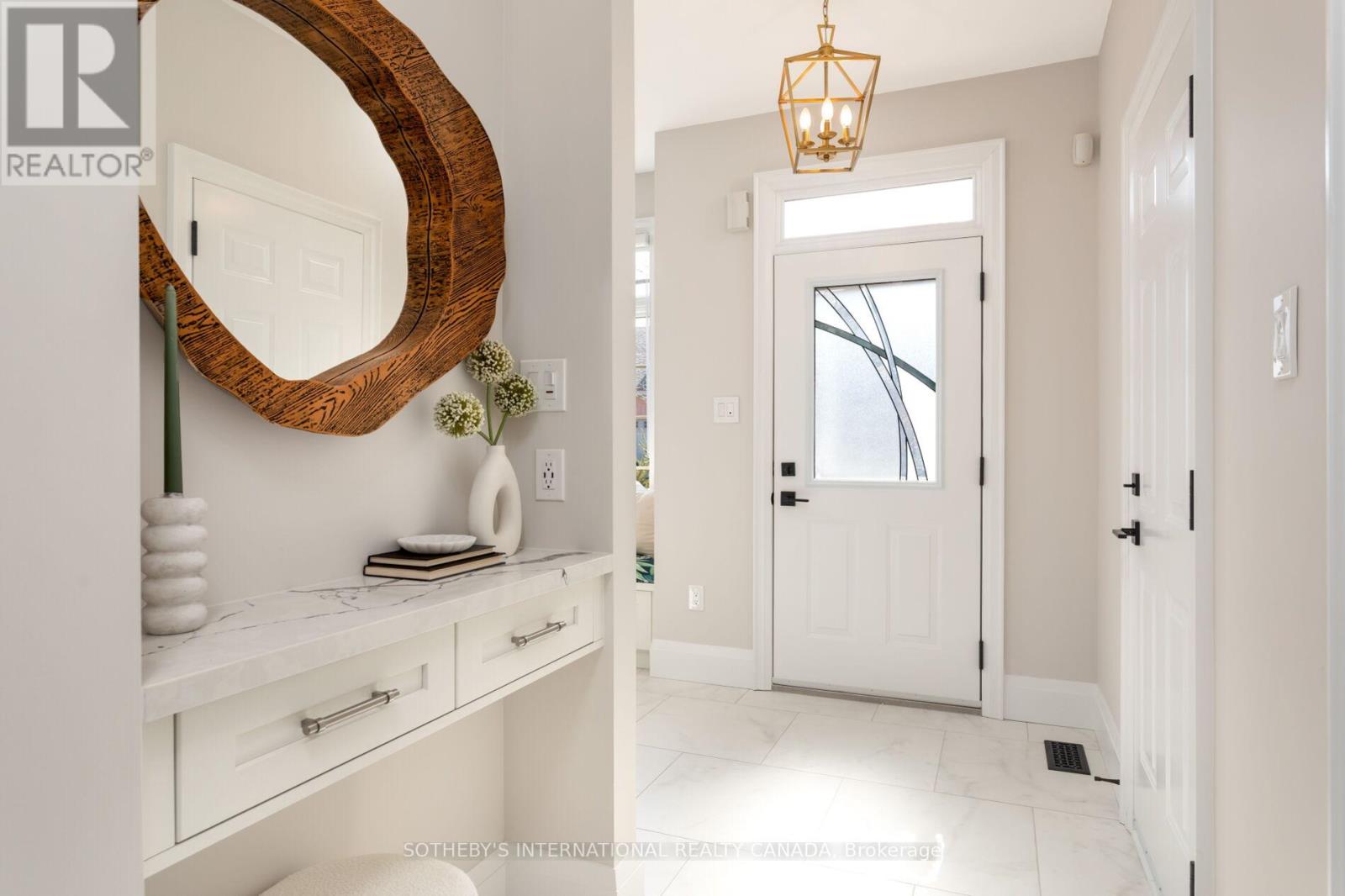 10 Belle Terre Way, Markham (Greensborough), Ontario  L6E 2A2 - Photo 3 - N12886258