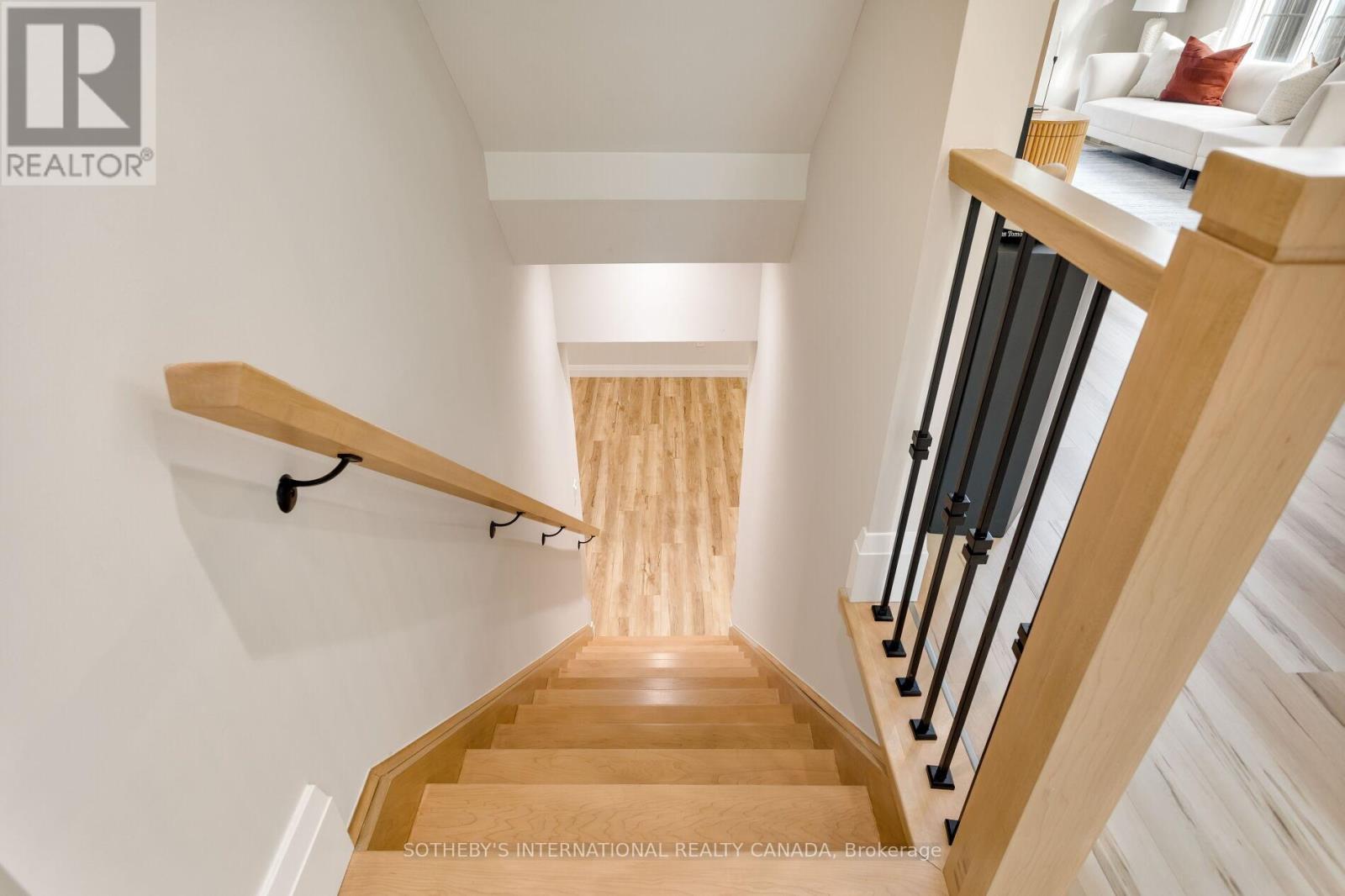 10 Belle Terre Way, Markham (Greensborough), Ontario  L6E 2A2 - Photo 37 - N12886258