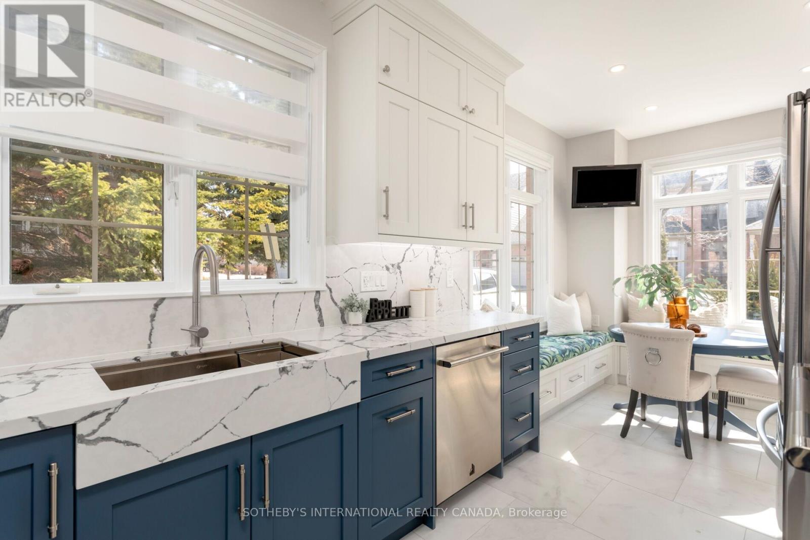 10 Belle Terre Way, Markham (Greensborough), Ontario  L6E 2A2 - Photo 9 - N12886258